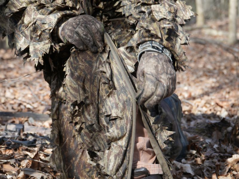 1. Leafy Suits DO IT YOURSELF HUNTER Camo